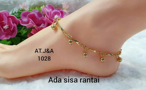 Material rhodium + alloy lapis emas 18k.  Kualitas import premium.  Order wa 0812 80 599 499  Grade AAA+  #gelangcartier #gelangtanganemas #gelang Infinity Bracelet, Cartier, Gold