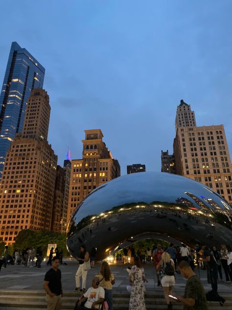 City Summer Aesthetic, Chicago Life, Chicago Core Aesthetic, Aesthetic Chicago, Chicago In October, The Bean Aesthetic Chicago, Chicago Aesthetic Summer, Chicago City Aesthetic, Chicago Summer Aesthetic