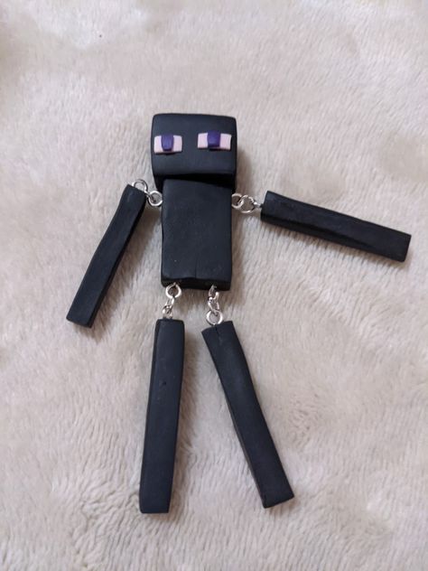 Minecraft Clay Charms, Minecraft Polymer Clay, Clay Minecraft, Minecraft Jewelry, Binding Of Isaac, The Binding Of Isaac, Clay Diy Projects, Polymer Clay Canes, Clay Art Projects