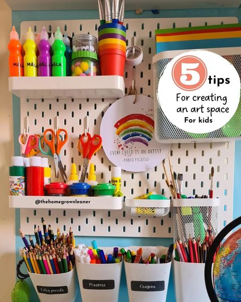 Art Corner For Kids, Kids Craft Station, Art Station For Kids, Art Space For Kids, Kids Art Desk, Kids Art Area, Kids Art Corner, Kids Art Station, Arts And Crafts Corner