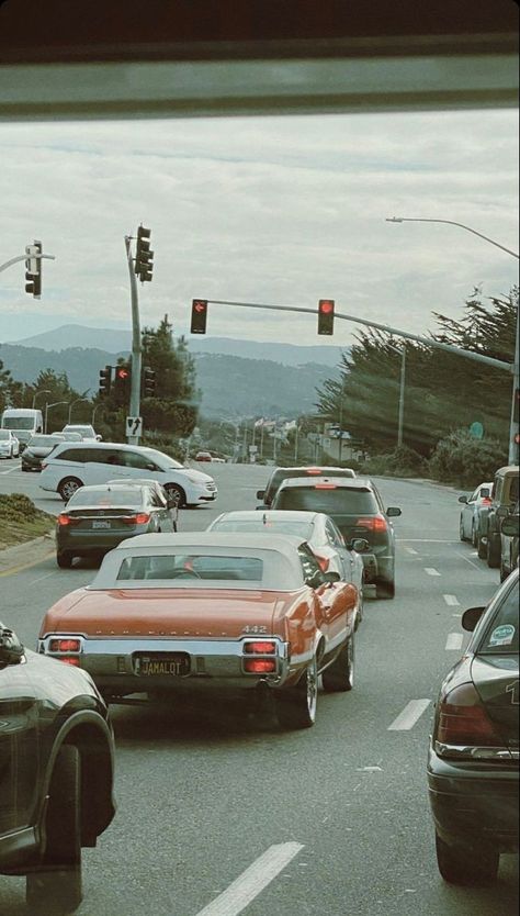 The pin depicts an old classic muscle car, locked in a 90s aesthetic moment 1990 Aesthetic, 1990s Aesthetic, Fog Photography, Vintage Film Photography, Home Screen Wallpaper Hd, 35mm Photography, Mood Wallpaper, Film Inspiration, 90s Aesthetic