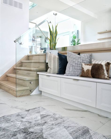 STUDIO KNOX Interiors on Instagram: “Love a good sunken foyer, makes for a grand entrance into the main living space! . . . . #studioknox #eastyorkproject #foyer #foyergoals…” Sunken Foyer Entry, Step Down Entryway Foyers, Big Foyer Ideas Entrance, Double Staircase Foyer Modern, Curved Staircase Foyer Entryway, Luxury Staircase Grand Entrance, Entrance Stairs, Lots Of Windows, Entrance Foyer