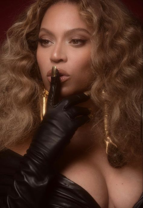 Beyonce Pictures, Beyonce Hair, Queen Bee Beyonce, Beyonce Knowles Carter, Beyonce Style, Global Icon, Beyoncé Giselle Knowles-carter, Beyoncé Giselle Knowles, Beyonce Queen