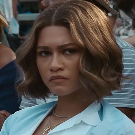 zendaya as tashi donaldson in challengers (2024) dir. luca guadagnino Zendaya With Short Hair, Zendaya Challengers Hair, Tashi Duncan Aesthetic, Zendaya Bob Haircut, Tashi Challengers, Zendaya Short Hair, Zendaya Bob, Tashi Duncan, Challengers Movie