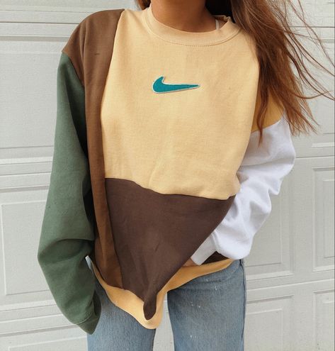 earth toned nike colorblock rework Diy Color Block Sweatshirt, Upcycling Clothes Aesthetic, Color Block Clothes, Sweatshirt Rework, Upcycled Sweatshirt, Sweatshirt Upcycle, Reworked Clothes, Colorblock Sweatshirt, Colorblock Hoodie