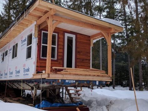 High Boy Tiny House by Small House Innovation 003 Tiny Home Shed, Semi Truck Trailer, Cheap Tiny House, Trailer House, Tiny House Trailer, Trailer Home, Rat Race, Semi Trailer, Rv Camper