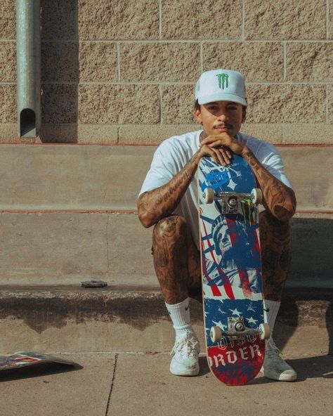 Skatepark Photoshoot Fashion, Nyjah Huston Style, Bmx Photoshoot, Skate At Night, Skate Park Photoshoot, Skate Pictures, Skateboard Photoshoot, Skatepark Photoshoot, Skater Photography