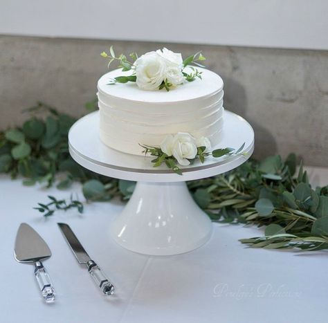 Wedding Cakes One Tier, Special Event Cakes, Small Wedding Cakes, Tiered Cake, Fall Wedding Cakes, Simple Wedding Cake, Engagement Cakes, Cake Trends, White Wedding Cake