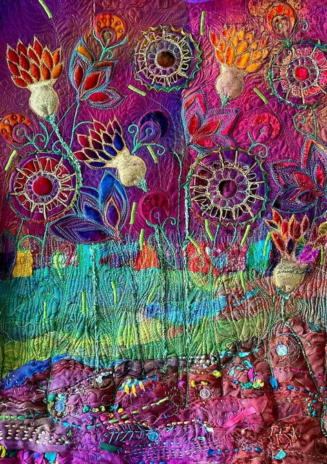 Michelle Mischkulnig, Rose Quilts, Automatic Drawing, Gallery Interior, Art Sewing, Stitch Witchery, Art Gallery Interior, Textile Art Embroidery, Rose Quilt