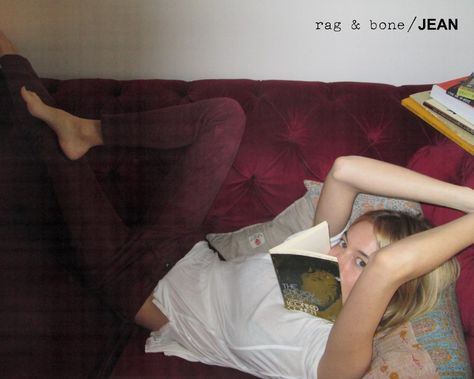 Camille Rowe Participates in the Rag & Bone Spring 2013 D.I.Y. Project Camille Rowe, Y Project, I'm With The Band, Reading A Book, Jolie Photo, French Girl, Style Blog, Photo Dump, Lana Del Rey