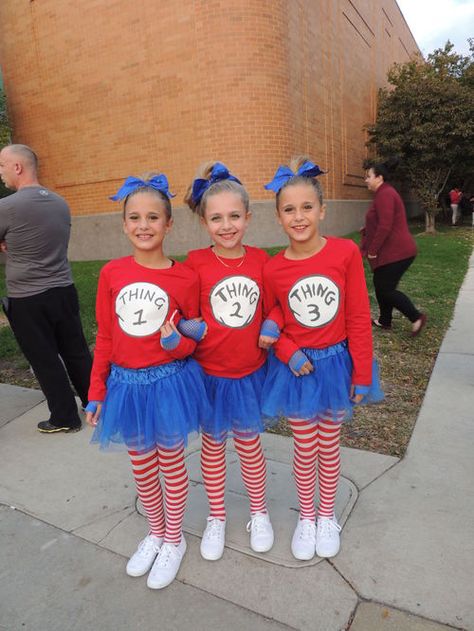 Reese Best Group Halloween Costumes, Trio Costumes, Bear Ideas, Cute Group Halloween Costumes, Bff Halloween Costumes, Best Friend Halloween Costumes, Trio Halloween Costumes, Twin Life, Halloween Coustumes