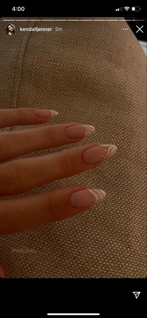 Kendall Jenner Nails, Kardashian Nails, Simple Gel Nails, Her Nails, Pearl Nails, Cute Gel Nails, Soft Nails, Round Nails, Nail Jewelry