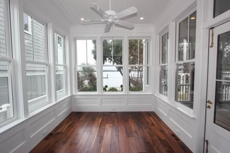 Sunroom Paneling, Florida Room Ideas, Sunroom Remodel, St Daniel, Sunroom Windows, Small Sunroom, All Season Room, Screened Porch Designs, Four Seasons Room