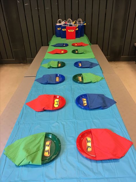 Lego Ninja Party Ideas, Ninjago Table Decorations, Ninjago Party Ideas Decoration, Lego Ninjago Party Decorations, Lego Ninjago Decorations, Ninjago Decorations Ideas, Ninja Go Birthday Party, Lego Ninjago Birthday Party Ideas, Lego Ninja Party