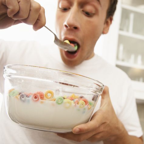 Hungry for God: Are You Roommates or Lovers? Eating Cereal Reference, Eating Cereal, Poor Nutrition, Fruit Loops, People Food, Quick Healthy Meals, People Eating, Skim Milk, Cereal Recipes