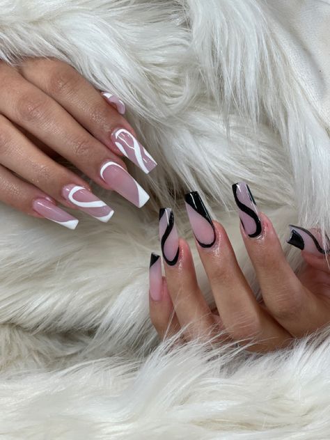 Black N White Acrylic Nails, Black And White Nails Designs Elegant, Black And White Gel X Nails, Gel X Nail Designs Black And White, Black And White Acyrilics Nails, Black And White Coffin Acrylic Nails, Black And White Nail Designs Square, Black Line Nail Designs Coffin, Nails Inspiration Black And White