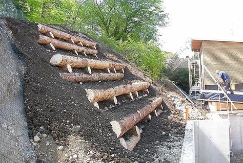 Hillside Farming, Farm Landscaping, Landscaping On A Hill, Outdoor Ponds, Hillside Garden, Sloped Backyard, Landscaping Retaining Walls, Rock Garden Design, Hillside Landscaping