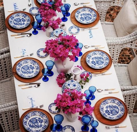 Greek Themed Centerpieces, Mama Mia Dinner Party Aesthetic, Portuguese Table Setting, Mamma Mia Tablescape, Mama Mia Table Settings, Spain Bridal Shower Theme, Greece Party Decorations, Blue And White Themed Party, Mamma Mia Centerpieces