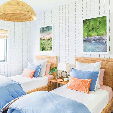 Gray Malin - coastal bedroom - twin beds - bedroom decor Hawaiian Bedroom, Snake Island, Hawaiian Home Decor, Tropical Bedroom, Hawaiian Homes, Tropical Bedrooms, Hawaii House, Gray Malin, Guest Bedroom Decor