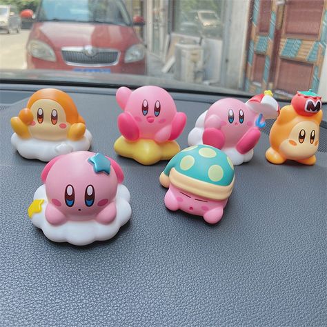 Anime Car Decorations Interior, Kirby Car Decor, Kirby Ornaments, Kirby Car Accessories, Kawaii Car Accessories, Sanrio Car Accessories, Kawaii Car Interior, Kirby Car, Dashboard Accessories