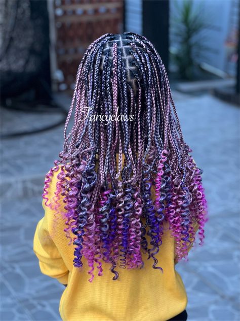 Purple Braids For Kids, Pink And Purple Braids Black Women, Box Braids With Purple Highlights, Ombre Braids For Kids, Unicorn Box Braids, Pink Braids For Kids, Knotless Braids Hairstyles For Kids, Pink And Purple Box Braids, Purple And Pink Braids