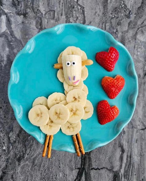 Cute Food For Kids, Picture Food, Edible Roses, Food For Kids, Food Art For Kids, Instagram Kitchen, Birthday Breakfast, Amazing Food Art, Vbs Ideas