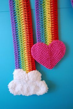 شال كروشيه, Rainbow Scarf, Crochet Scarfs, Mode Crochet, Creative Crochet, Rainbow Crochet, Kids Scarf, Crochet Bookmarks, Scarf Crochet Pattern