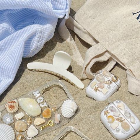 HAND-MADE PHONE CASES on Instagram: "beach essentials: seashell phone case, seashell airpods case, and more seashell phone cases 😗 get yours today CUSTOMIZED (3 letters!!) on our website!! 🌊🤍" Shell Phone, Seashell Case, Cell Phone Cases Diy, Shell Phone Case, Mermaid Aesthetic Phone Case, Seashell Mosaic Phone Case, Beach Phone Case, Seashell Phone Case, Handmade Phone Case