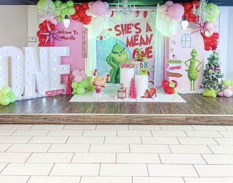 Grinch Theme 2nd Birthday, She’s A Mean One Birthday Party, Whoville First Birthday, Grinch First Birthday Photoshoot, Girl Grinch Birthday Party, Pink Grinch Party, Grinch Baby Shower Ideas Girl, Christmas Theme Birthday Party For Girl, Shes A Mean One Grinch Birthday