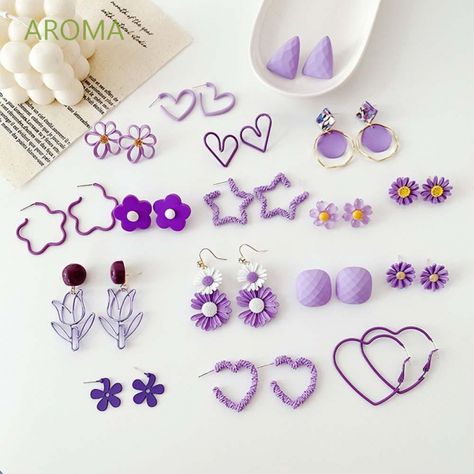 Purple Earring, Purple Dangle Earrings, Flower Resin Jewelry, Polymer Clay Flower Jewelry, Diy Earrings Polymer Clay, Pretty Jewelry Necklaces, Handmade Clay Jewelry, Clay Diy Projects, Fancy Jewellery Designs