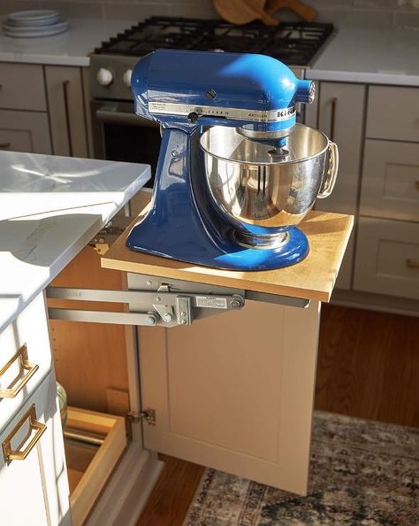 Center Island with Kitchen Mixer Lift with Shelf - Transitional - Kitchen Mixer Cabinet, Blue Kitchenaid, Pink Kitchenaid Mixer, Mixer Lift, English Country Homes, Functional Kitchen Storage, Pull Out Kitchen Cabinet, 90s Kitchen, Appliance Storage