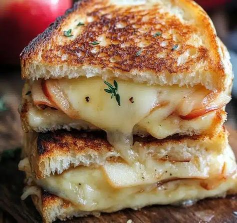 The Best Apple and Brie Grilled Cheese 2024 By Recipes Vibrant Brie Sandwich Recipes, Arugula Salad Dressing, Apple And Brie, Wrap Quesadilla, Keto Sandwiches, Brie Grilled Cheese, Bagel Pizza, Pizza Baguette, Brie Sandwich