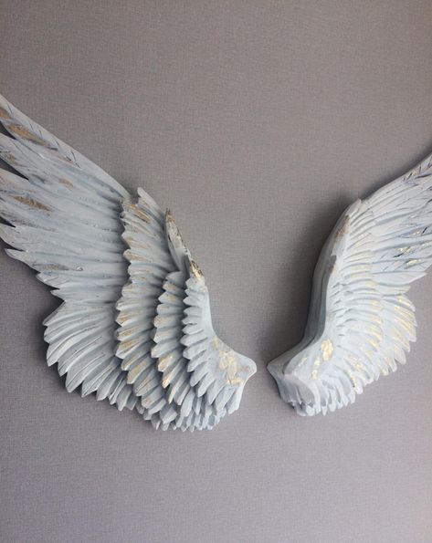 Compound Art, Ceramic Lessons, Diy Angel Wings, Angel Wings Wall Decor, Wings Wallpaper, Angel Wings Wall, Willow Weaving, Mural 3d, Wood Carving Designs