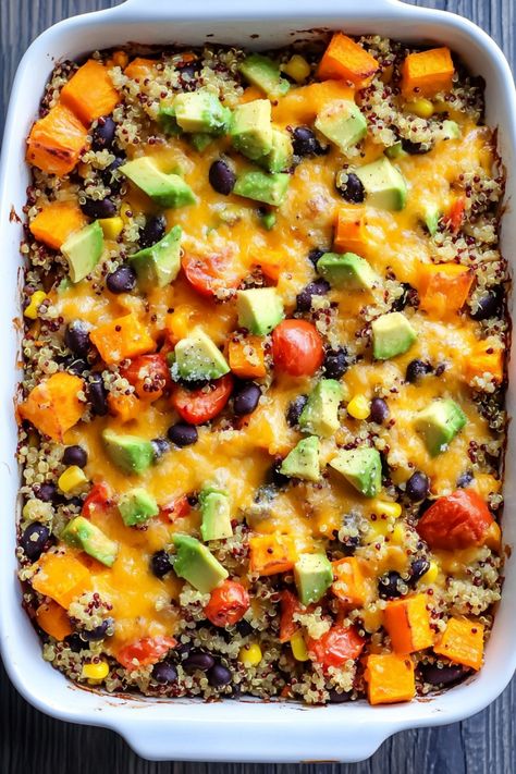 Indulge in the delicious combination of butternut squash and quinoa with this flavorful casserole recipe. Packed with nutrients and bursting with savory flavors, this dish is perfect for a cozy family dinner or as a side for your next gathering. The creaminess of the butternut squash complements the lightness of the quinoa, creating a satisfying and wholesome meal that everyone will love. Quick Butternut Squash, Butternut Squash And Quinoa, Squash Quinoa, Butternut Squash Quinoa, Easy Butternut Squash, Quinoa Casserole, Cut Butternut Squash, Baked Avocado, Hearty Salads