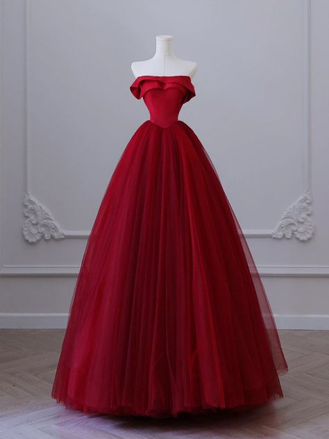 Queens Dress Royal, Ruby Colored Dress, Pretty Prom Dresses Red, Champagne Formal Dresses, Prom Dress Tulle, Tulle Long Dress, Prom Dress Burgundy, Long Formal Dress, Pink Homecoming Dress