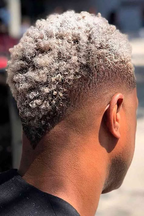 Purple Braces, Black Mohawk Hairstyles, African Hair Cut, Afro Fade Haircut, Mohawk Fade, Fresh Haircuts, Mohawk For Men, Hairstyles For Black Men, V Shaped Haircut