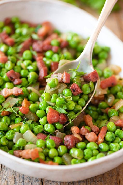 Peas And Pancetta, Italian Side Dish, Italian Side Dishes, Pancetta Recipes, The Chunky Chef, Chunky Chef, Italian Side, Italian Vegetables, Pea Recipes