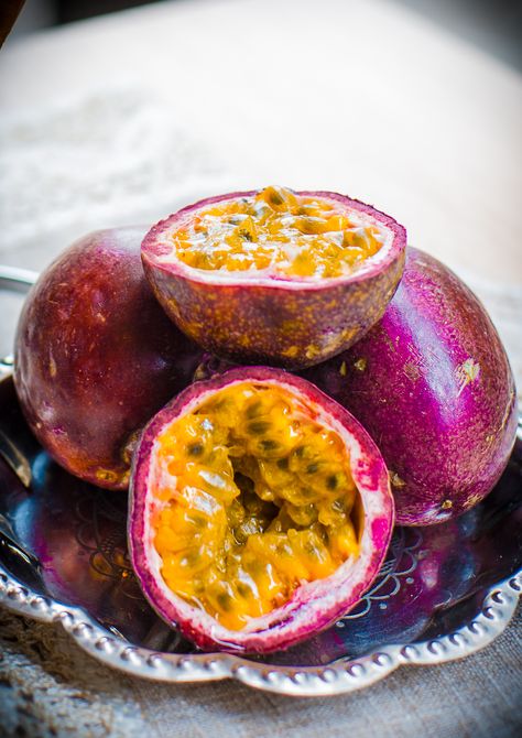 Passion Fruit Photography, Potted Fruit Trees, Food Web Design, Fruit Picture, Fruit Photography, Beautiful Fruits, Exotic Fruit, Fruit In Season, Food Goals