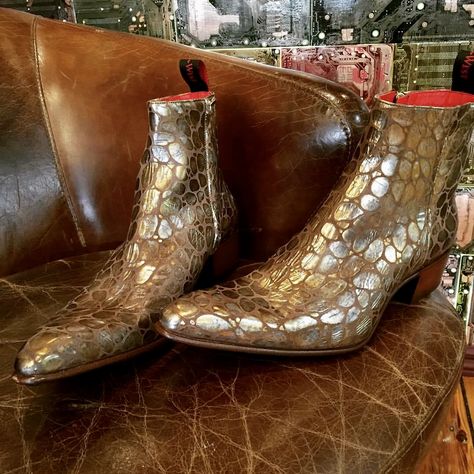 Mens Snakeskin Boots, Steve Harvey Suits, Black Leather Cowboy Boots, Chelsea Boots Men Outfit, Boots Men Outfit, Jodhpur Boots, Snakeskin Boots, Chelsea Boots Men, Mens Boots Fashion