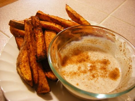 Sweet Potato Fry Sauce, Sweet Potato Fry Dip, Sweet Potato Fries Dipping Sauce, Cinnamon Dip, Sweet Potato Sauce, Sweet Potato Recipes Healthy, Red Rabbit, Savory Dinner, Fit Food