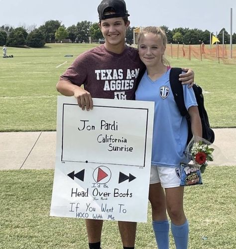 Country Homecoming Proposal, Up Hairstyles For Prom, Country Proposal, Prom Country, Promposal Ideas For Him, Sadies Proposal, Cute Hoco Proposals, Country Prom, Prom Posters