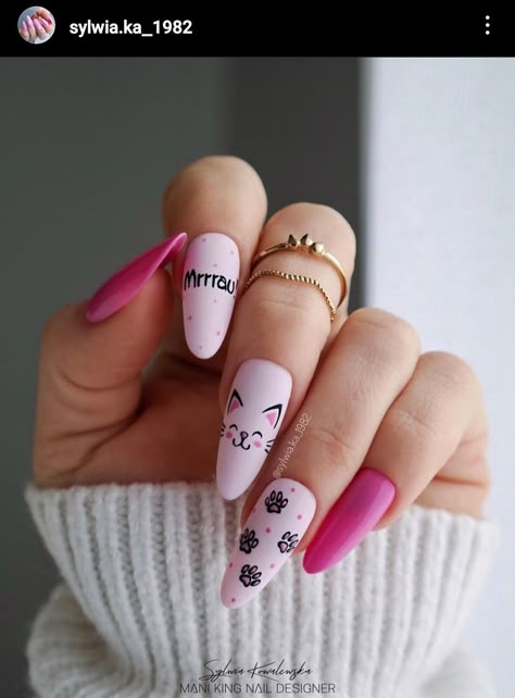 Nail Art Funky, Cat Nail Designs, Smart Nails, Cat Nail Art, Neon Nail Designs, Funky Nail Art, Nails Now, Cat Nails, White Nail