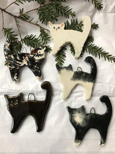 Clay Dog, Clay Cat, Clay Christmas Decorations, Cat Christmas Tree, Ornaments For Christmas, Cat Christmas Ornaments, Christmas Clay, Portland Me, Keramik Design