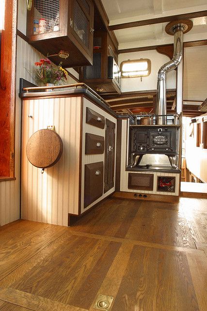 marine galley and stove Barge Interior, Canal Boat Interior, Narrowboat Interiors, Boat Interior Design, Boat House Interior, Houseboat Living, Sailboat Interior, Boat Interiors, Dutch Barge