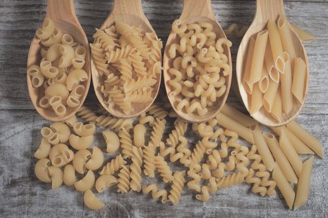 Pasta Market, Pasta Penne, Cooking Advice, Fettuccine Alfredo, Gluten Free Grains, Perfect Pasta, Food Concept, Drying Pasta, Pasta Shapes