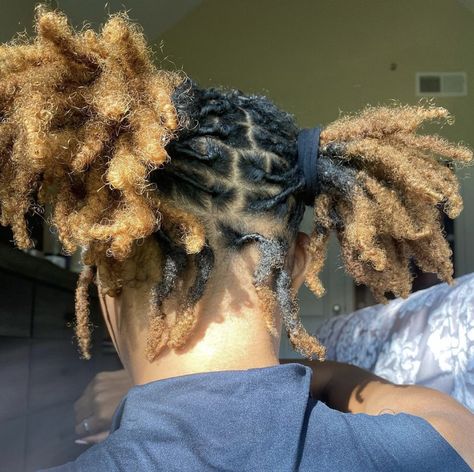 Dreads Pigtails, Dreadlock Pigtails, Pigtail Dreads, Locs With Blonde Tips, Short Blonde Locs, Pigtail Locs, Loc Pigtails, Blonde Locs Black Women, Aesthetic Locs