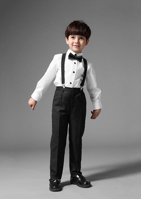 Ring Bearer Outfit Black, Outfit Semiformal, Bordeaux Wedding, Wedding Page Boys, Ring Bearer Suit, Slate Blue Wedding, Ring Bearer Boy, Boys Formal Wear, Cocktail Attire Men