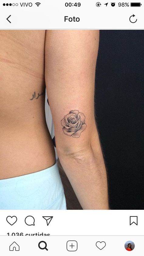 Tattoo Ribcage, Small Star Tattoos, Unique Small Tattoo, Small Rose Tattoo, Flower Wrist Tattoos, Outline Tattoo, Red Rose Tattoo, Forarm Tattoos, Elbow Tattoos