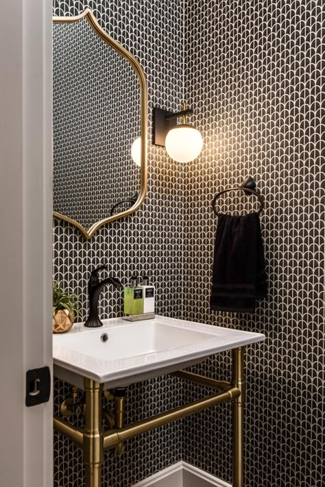 Black Powder Room With Brass Sink Powder Room Narrow, Black Floor Powder Room, Black Wallpaper Bathroom Ideas, Powder Room With Window, Black And Gold Sink, Powder Room Sinks And Vanities, Black And Gold Powder Room, Yellow Powder Room, Small Powder Room Ideas Modern