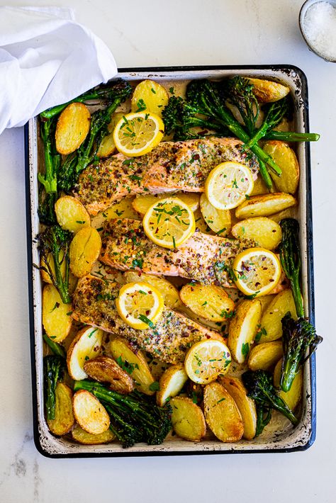 Salmon And Lemon Recipes, Sheet Tray Meals, One Sheet Pan Meals Salmon, Fish Tray Bake Recipes, Sheet Pan Fish Recipes, Salmon Recipes One Pan, Salmon Baked Potato, Sheet Pan Meals Shrimp, Fish Sheet Pan Recipes